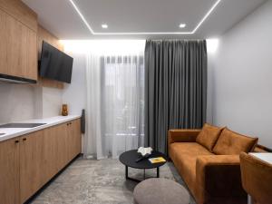 Captain Napoleon Paterakis CNP Luxurious Suites