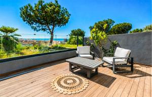 Cozy Home In Torre Del Mar