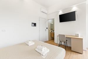 Essentia Boutique Rooms img30