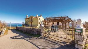 Apartman Butterfly 3 - Opatija by Villas Guide