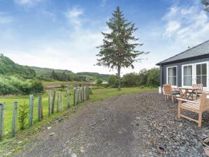 Tigh Na Clachan