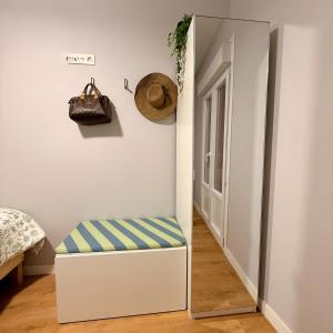Habitación en apartamento con zonas comunes compartida H4