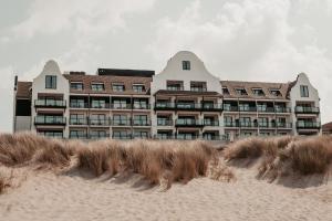 Hotel de Blanke Top