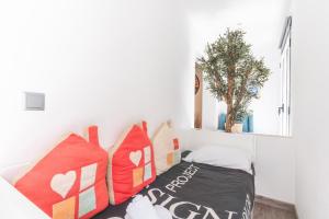 Cosy Central by Atlantic Holiday