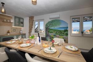 Luxury Sea View Apartment John with Pool & Jacuzzi