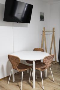 RUHRPOTTIMMO - 2 Schlafzimmer - bis 5 Personen - Kamen