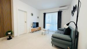 Diana Apartments