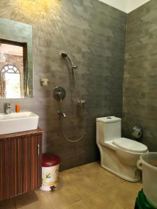 The GreyStone FarmHouse