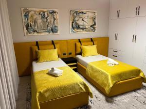Manga Apartments - Apartment 302