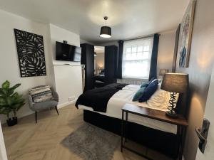 2BR Weekly stays, Contractors-Relocators, Sleeps 5