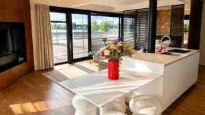 Antwerp Design Stay with Panoramic River Views