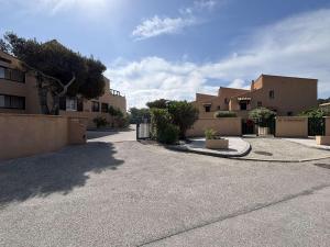 Studio rénové calme, parking - 4 pers. - FR-1-845-27