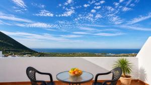 Tenohomes Ocean View Terrace Apartment Los Silos