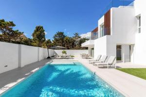 Private Villa Just Steps from the Beach