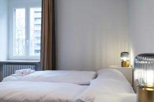 ZH Gold 1 - HITrental Apartment