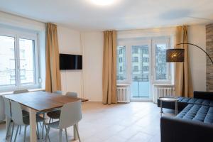 ZH Gold 1 - HITrental Apartment