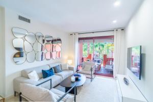 Cubos Golf & Playa Marbella Apartment