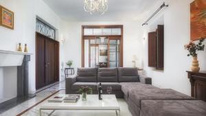 VILLA CROCI 12, Emma Villas
