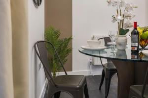 Station Side Sanctuary - 2BR Central Brig… - 19308