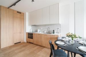 Portowa M2- Vistula River nearby, Parking, Balcony