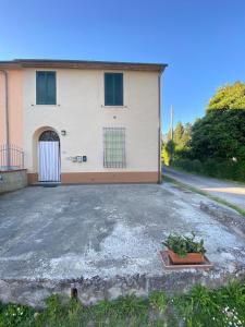 Renaio House Buti