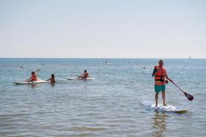 Cozy 2 bedroom Cabin sleeps 5 in Lido di Spina, Italy-Perfect Family Retreat