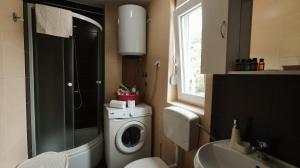 Cozy Sea View Studio Near Porto Montenegro