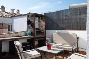 Charming Apartment with Terrace Beach and Sun