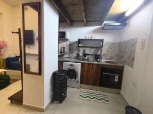 Front beach cosy apartment