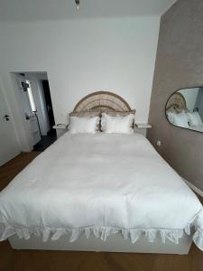 Doro Studio - your central, stylish & cozy retreat