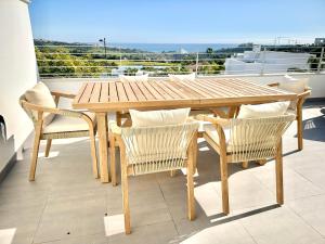 Modern Sea View Apartment in Valle Romano Golf Estepona