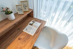 Tradition, Modernity & Light In Porto With Garage