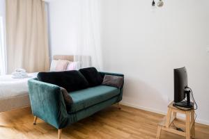 Rynek Jeżycki Homely Studio by BookingHost