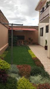 Casa con garaje privado