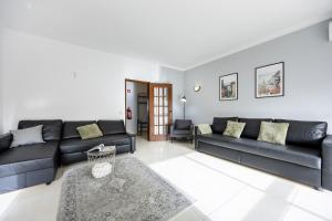 Lagos Modern Comfort by Seewest