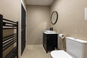 Modern 1 Bed Apt Near Birmingham Airport & NEC