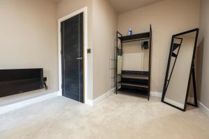 Modern 1 Bed Apt Near Birmingham Airport & NEC