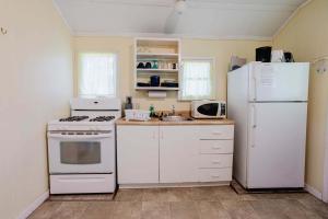 2-Bedroom Cottage #1 - Ambleside