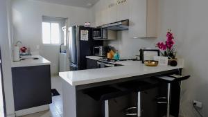 New, Peaceful Bonavista Home!