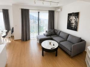 Sun Vista apartments