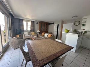 Appartement rénové à Nieuport, Franslaan 123 Résidence Zonnekeer