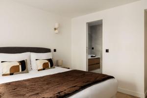 Brand New 3 Bedrooms Facing Madeleine St Honoré