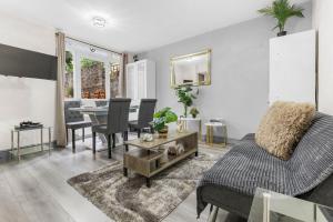 Hidden retreat in London