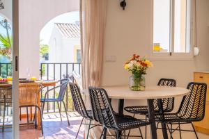 Casa Flora Bungalow con piscinas en Calp