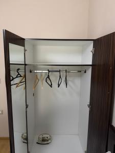 Andis Apartment 1