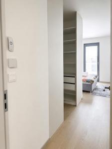 SunsetSkylineApartment
