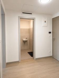 SunsetSkylineApartment