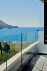 Mare Sea View Suites ,One Bedroom 305