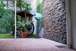Gandrielle Home