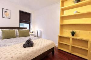 Crouch End 4BDR flat near Alexandra Palace & Hornsey with Private Balcony & Free Parking by Staylio London